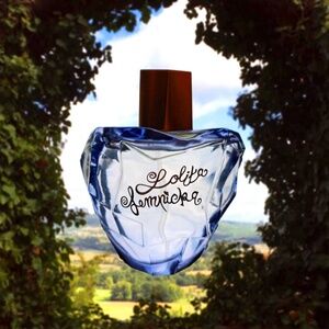 ✨🪻🧚🏻‍♀️🪾🧝🏻‍♀️✨ Lolita Lempika 30ml New In Box